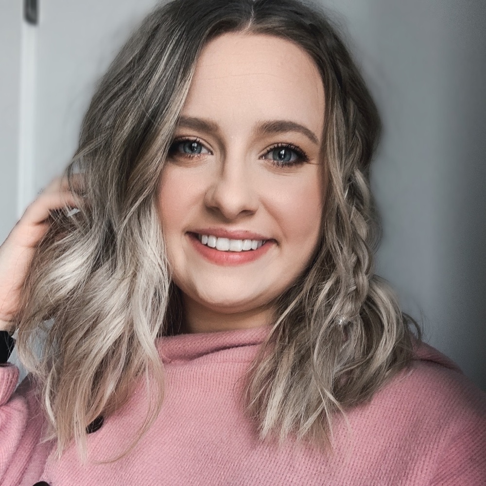 Meet your Posher, Carli